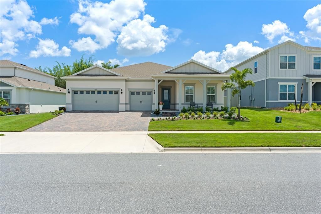 For Sale: $899,000 (3 beds, 3 baths, 2872 Square Feet)