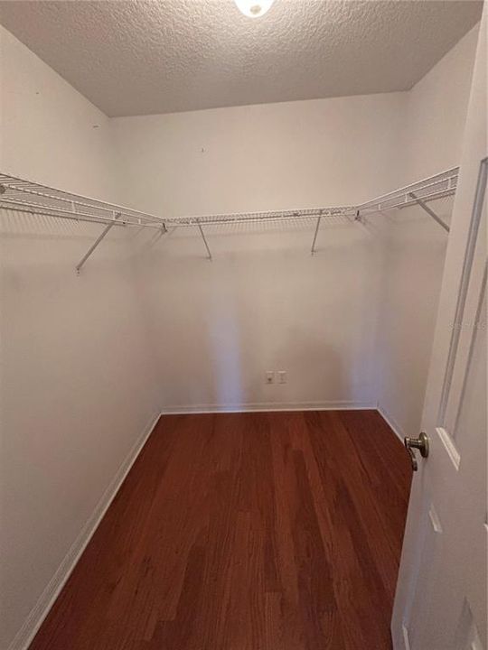 En Venta: $289,900 (3 camas, 2 baños, 2254 Pies cuadrados)