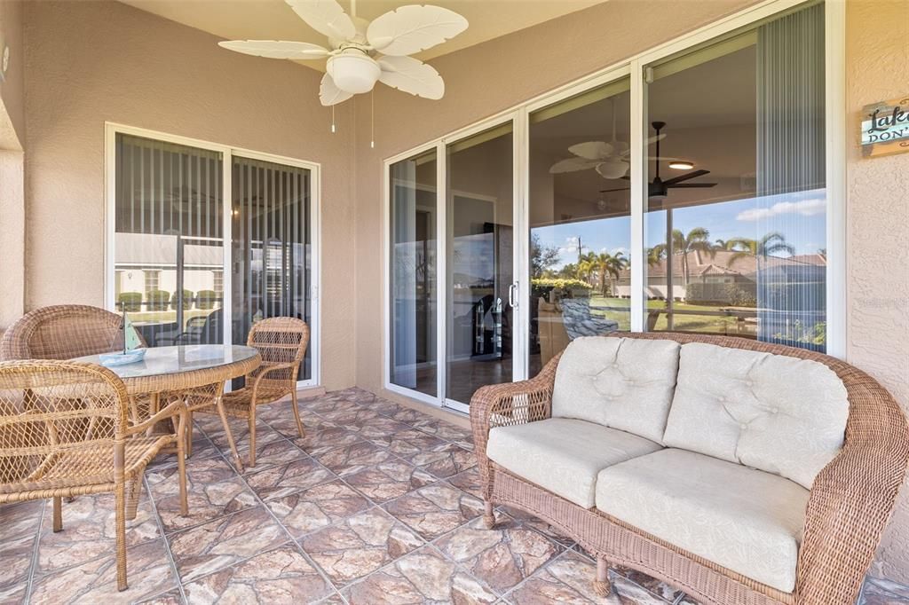 For Sale: $299,900 (3 beds, 2 baths, 1433 Square Feet)