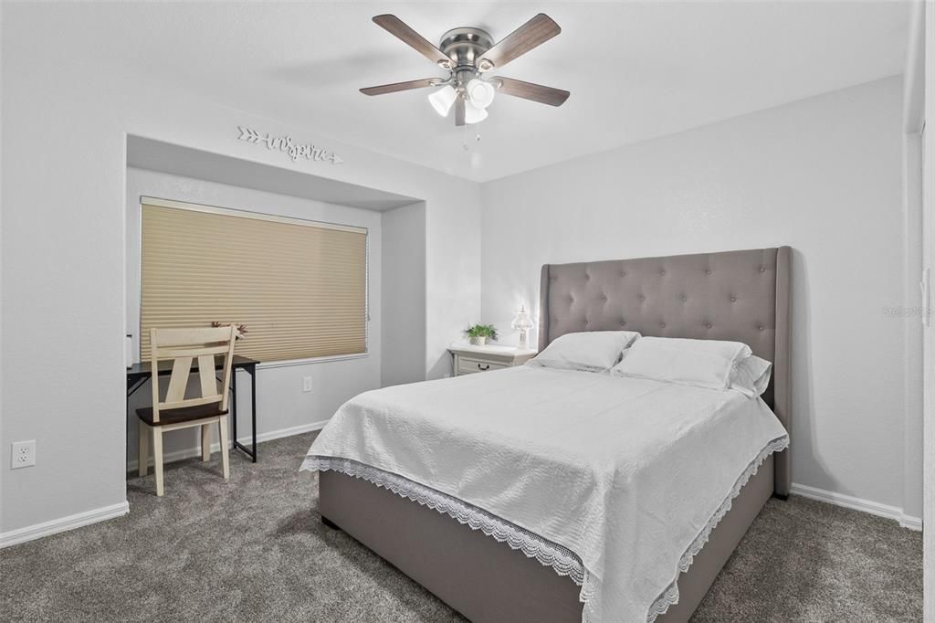 For Sale: $299,900 (3 beds, 2 baths, 1433 Square Feet)