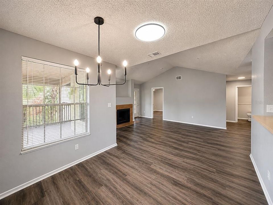 For Rent: $1,750 (2 beds, 2 baths, 962 Square Feet)