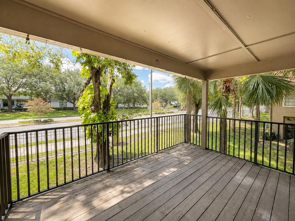 For Rent: $1,750 (2 beds, 2 baths, 962 Square Feet)
