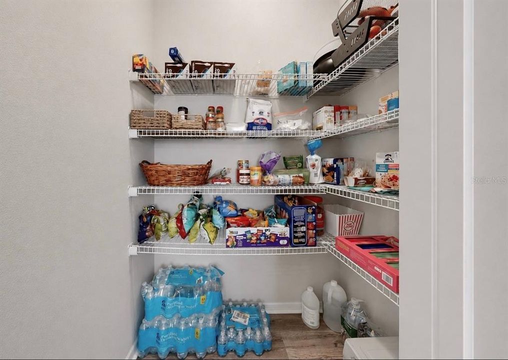 На продажу: $435,000 (4 спален, 3 ванн, 2683 Квадратных фут)