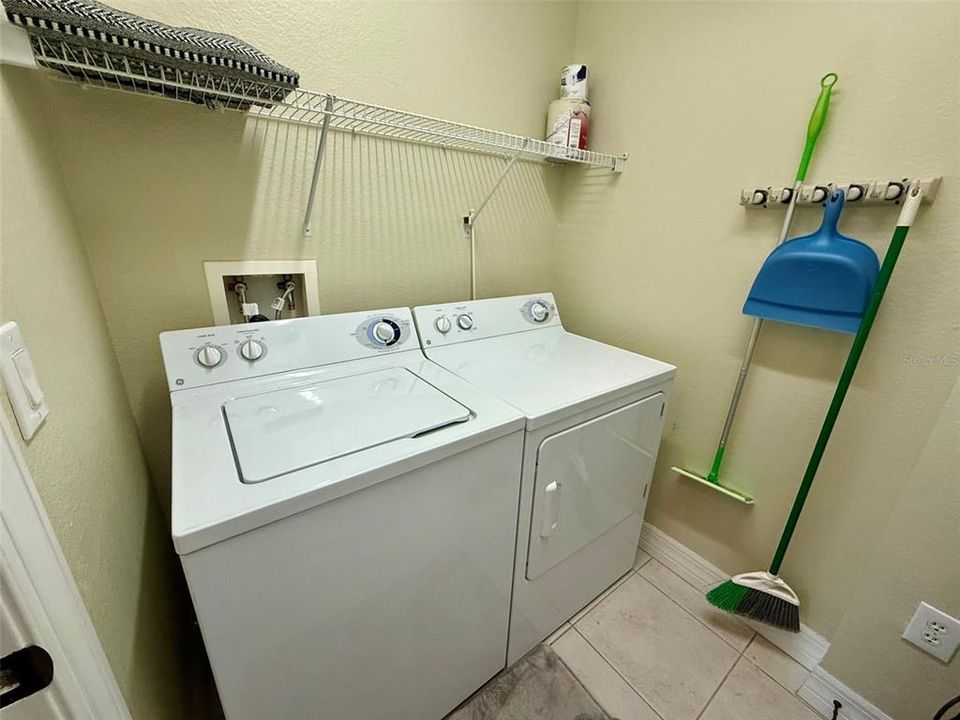 For Rent: $1,995 (2 beds, 2 baths, 1485 Square Feet)