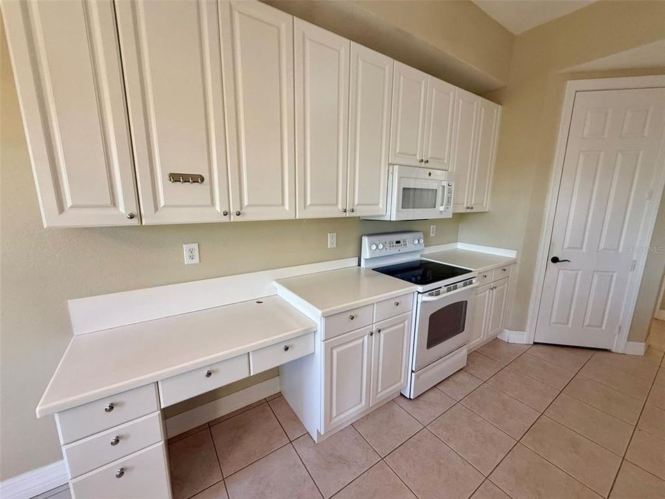 For Rent: $1,995 (2 beds, 2 baths, 1485 Square Feet)
