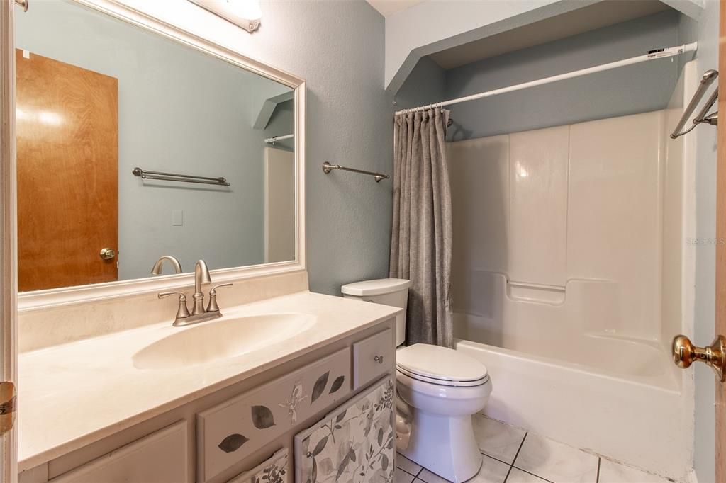 For Rent: $3,500 (3 beds, 2 baths, 2470 Square Feet)