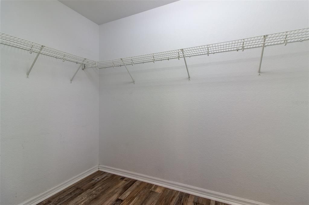 For Rent: $3,500 (3 beds, 2 baths, 2470 Square Feet)