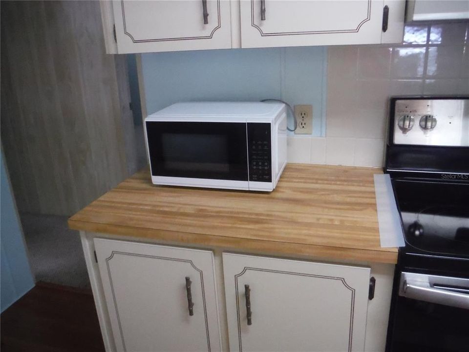 For Sale: $135,000 (2 beds, 2 baths, 1056 Square Feet)