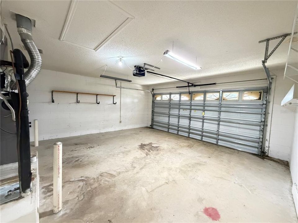 En Venta: $418,000 (5 camas, 4 baños, 2265 Pies cuadrados)