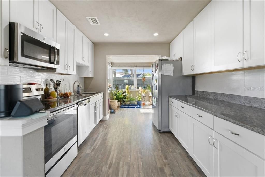 En Venta: $344,900 (3 camas, 2 baños, 1224 Pies cuadrados)