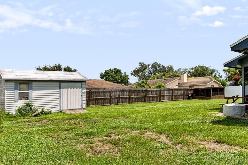 For Rent: $2,000 (3 beds, 2 baths, 1484 Square Feet)
