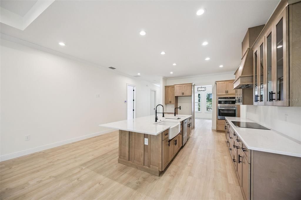 For Sale: $710,000 (3 beds, 2 baths, 2482 Square Feet)