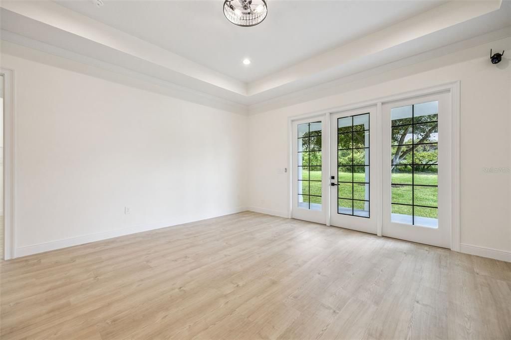 For Sale: $710,000 (3 beds, 2 baths, 2482 Square Feet)