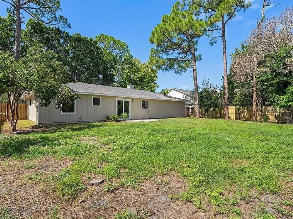 For Sale: $297,550 (3 beds, 2 baths, 1232 Square Feet)