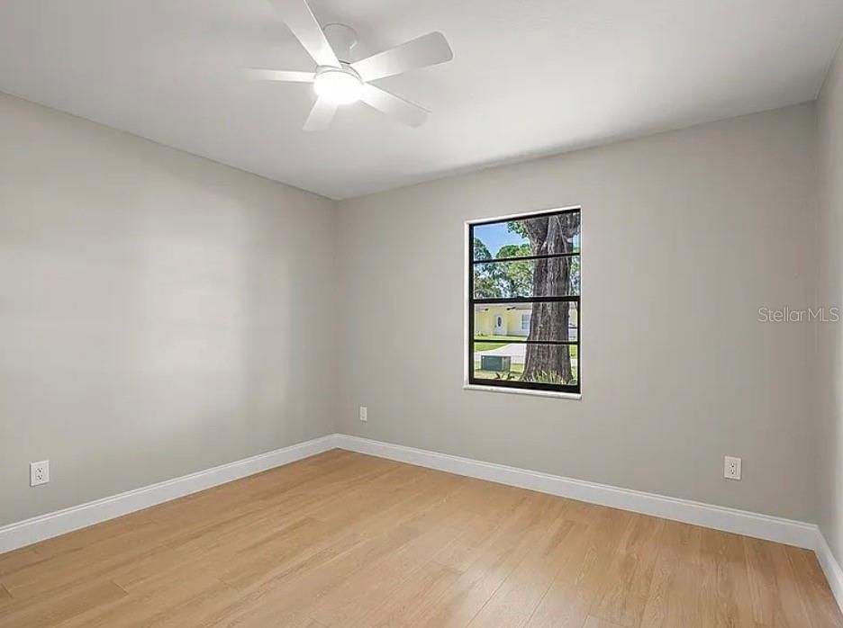 For Sale: $297,550 (3 beds, 2 baths, 1232 Square Feet)