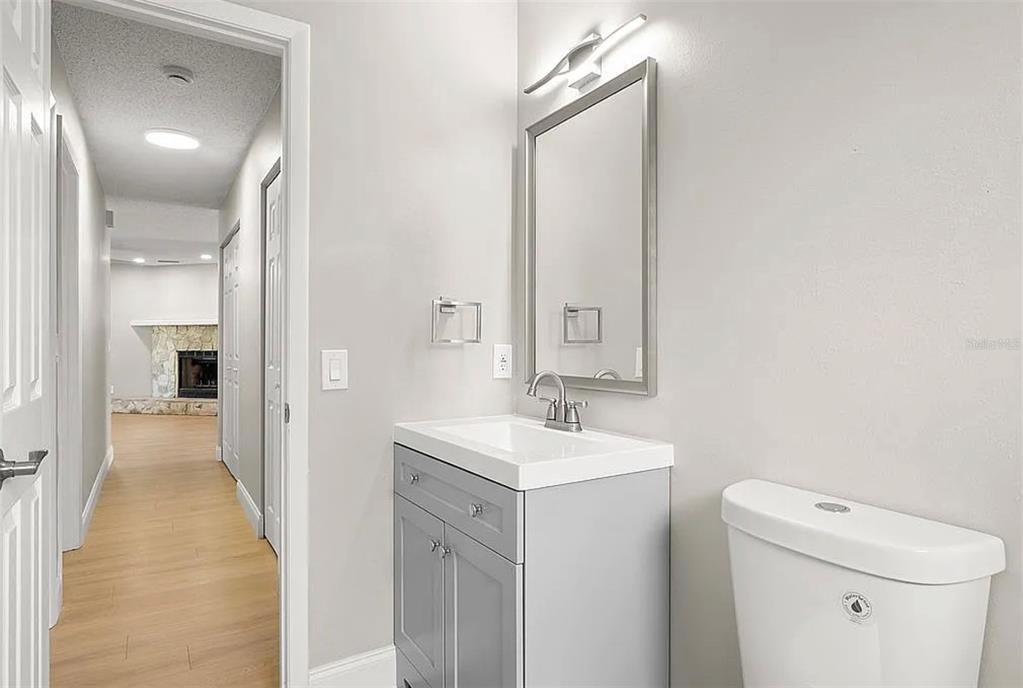 For Sale: $297,550 (3 beds, 2 baths, 1232 Square Feet)