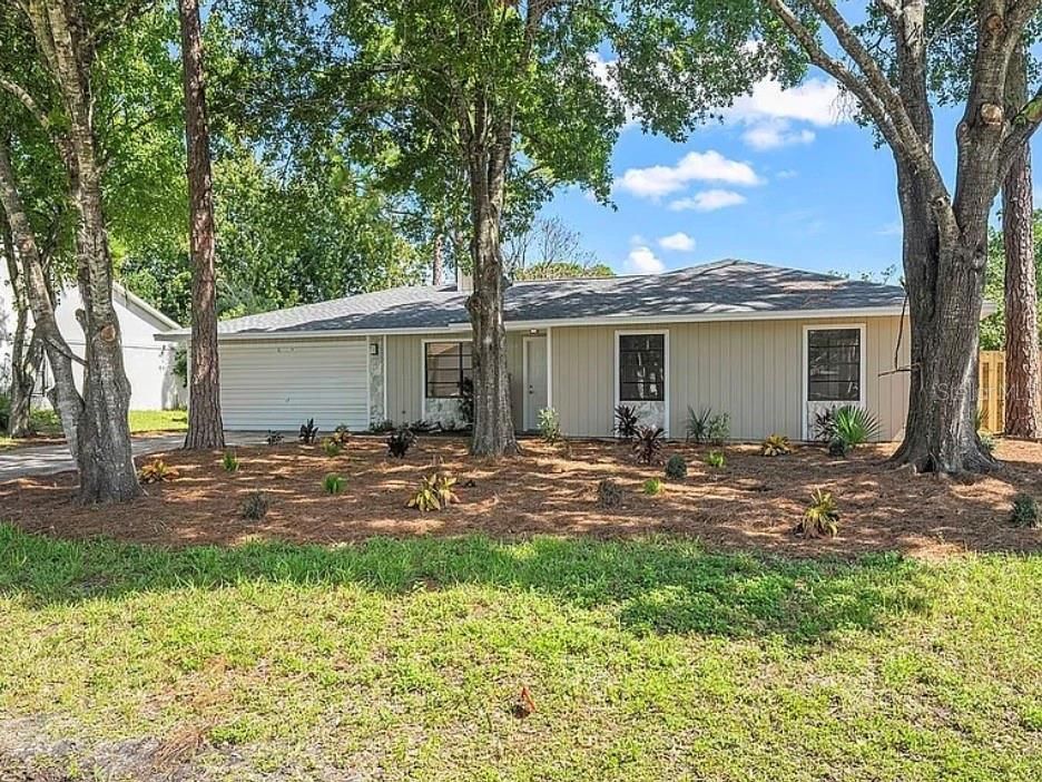 For Sale: $297,550 (3 beds, 2 baths, 1232 Square Feet)