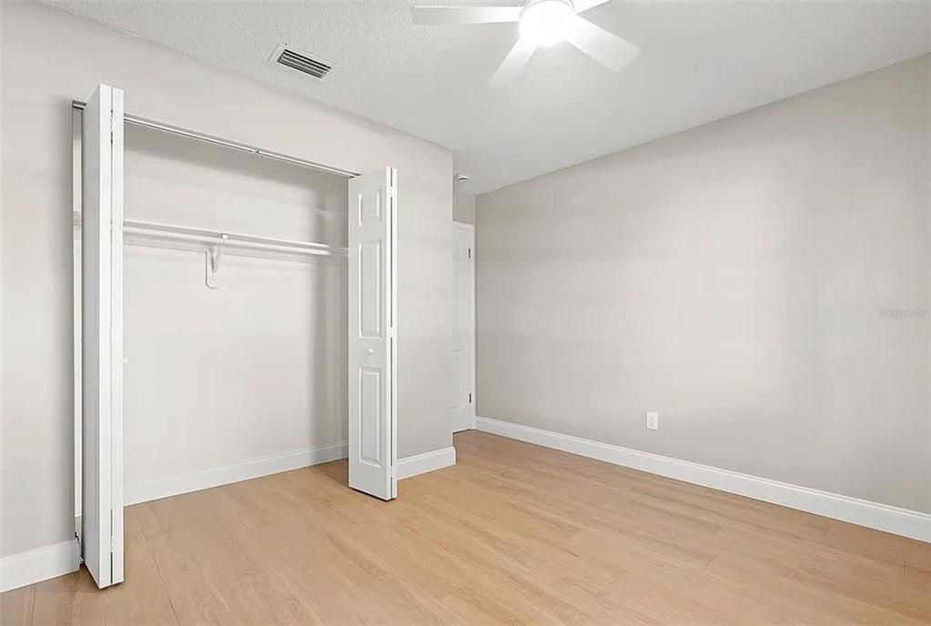 For Sale: $297,550 (3 beds, 2 baths, 1232 Square Feet)
