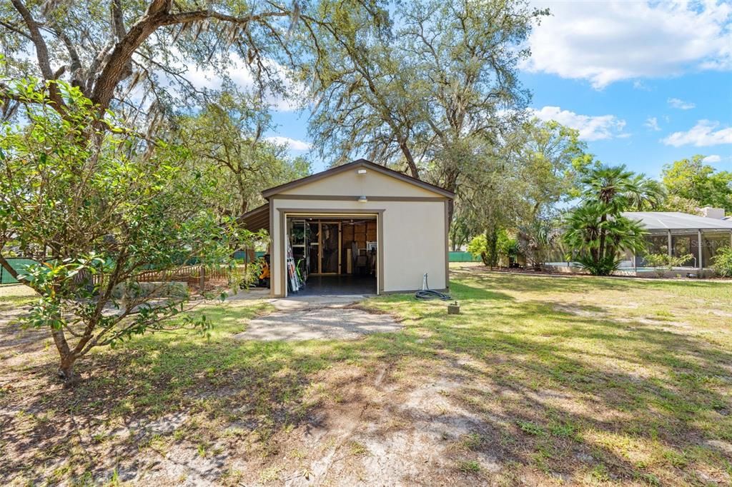 For Sale: $389,900 (3 beds, 3 baths, 1568 Square Feet)