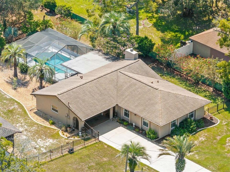 For Sale: $389,900 (3 beds, 3 baths, 1568 Square Feet)