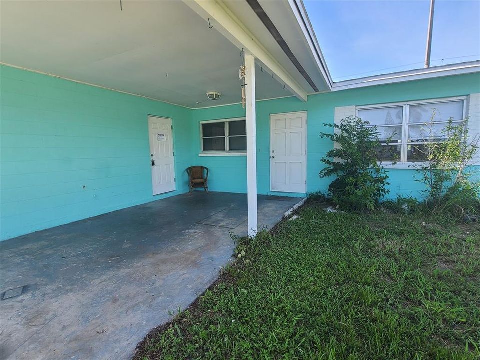 For Rent: $1,350 (2 beds, 1 baths, 1484 Square Feet)