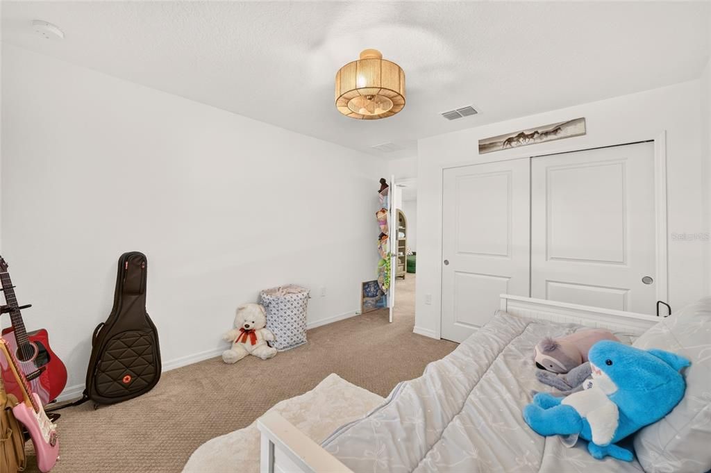 For Sale: $499,900 (5 beds, 3 baths, 3444 Square Feet)