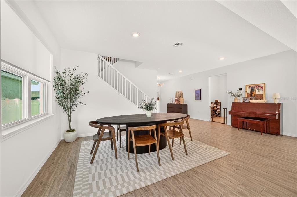 For Sale: $499,900 (5 beds, 3 baths, 3444 Square Feet)