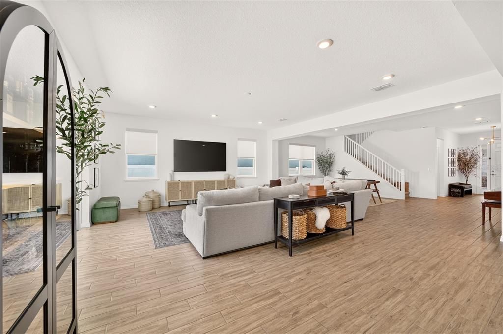 For Sale: $499,900 (5 beds, 3 baths, 3444 Square Feet)