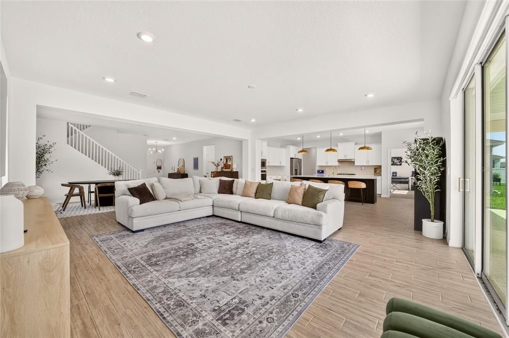 For Sale: $499,900 (5 beds, 3 baths, 3444 Square Feet)