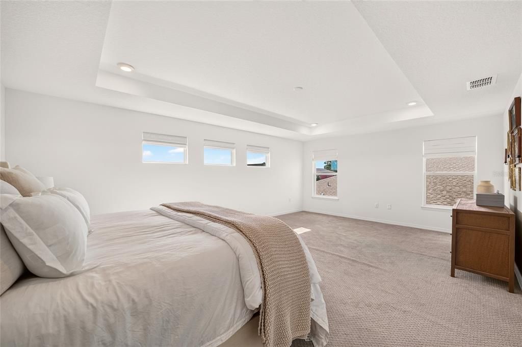For Sale: $499,900 (5 beds, 3 baths, 3444 Square Feet)