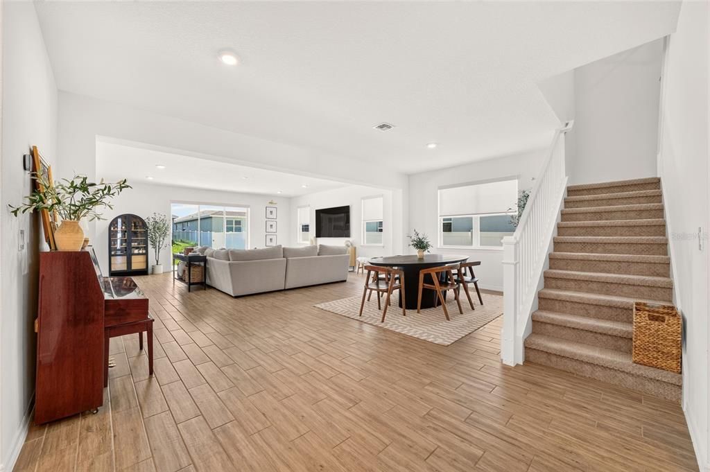 For Sale: $499,900 (5 beds, 3 baths, 3444 Square Feet)
