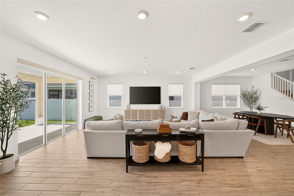 For Sale: $499,900 (5 beds, 3 baths, 3444 Square Feet)