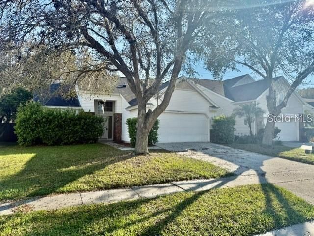 For Rent: $2,350 (3 beds, 2 baths, 1316 Square Feet)