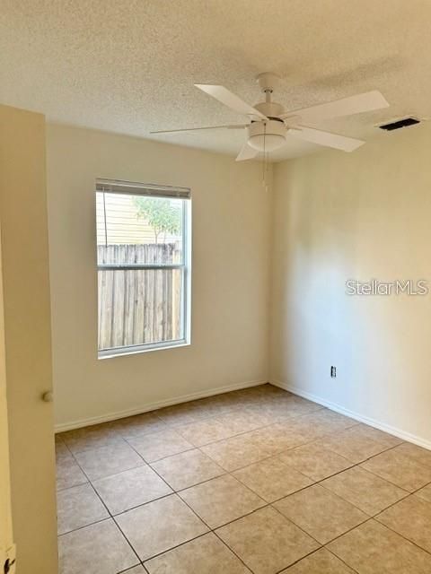 For Rent: $2,350 (3 beds, 2 baths, 1316 Square Feet)