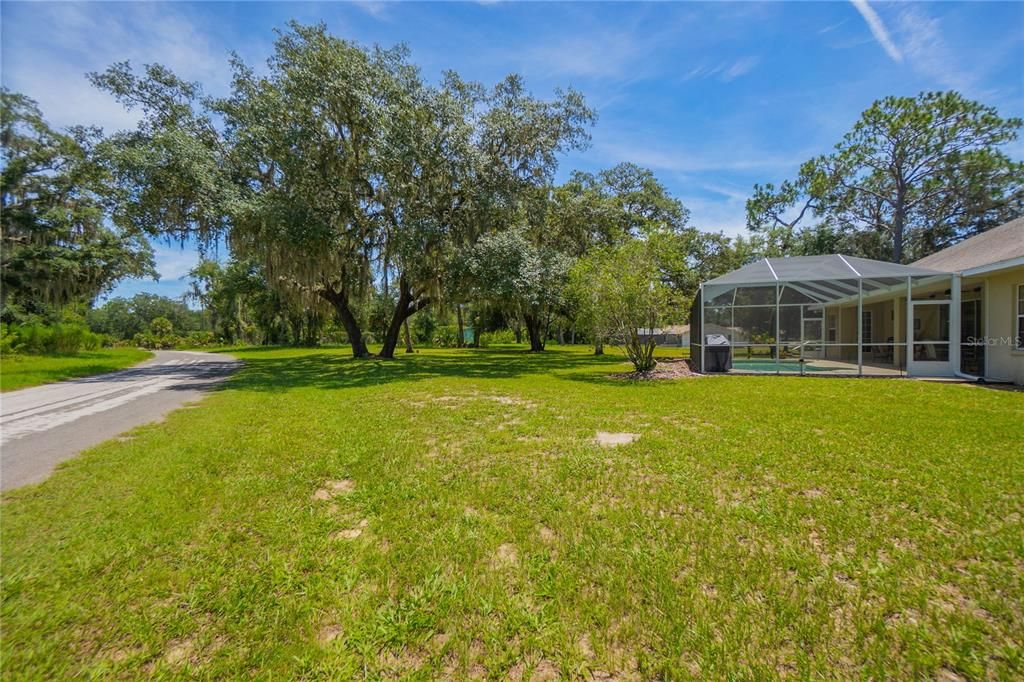 For Sale: $575,000 (3 beds, 3 baths, 2404 Square Feet)