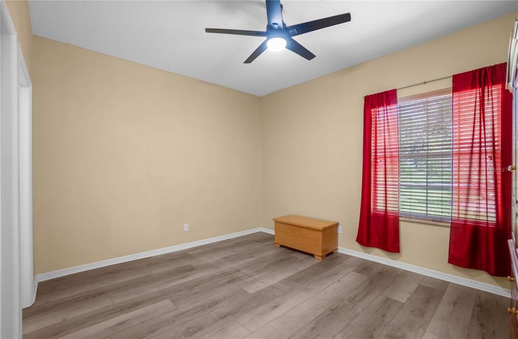 For Sale: $575,000 (3 beds, 3 baths, 2404 Square Feet)