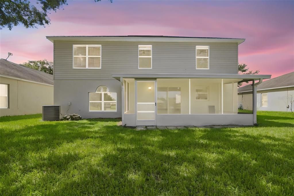 En Venta: $475,000 (5 camas, 2 baños, 2135 Pies cuadrados)