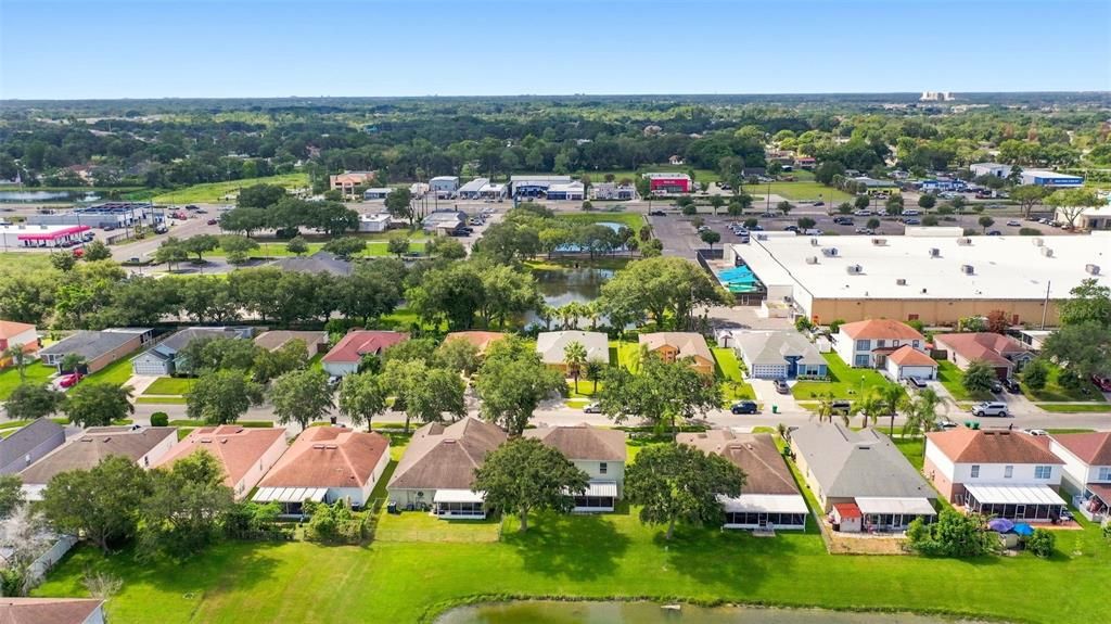 En Venta: $475,000 (5 camas, 2 baños, 2135 Pies cuadrados)