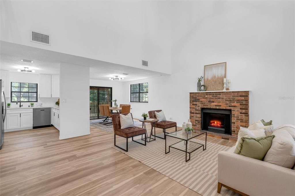 En Venta: $490,000 (4 camas, 2 baños, 1904 Pies cuadrados)