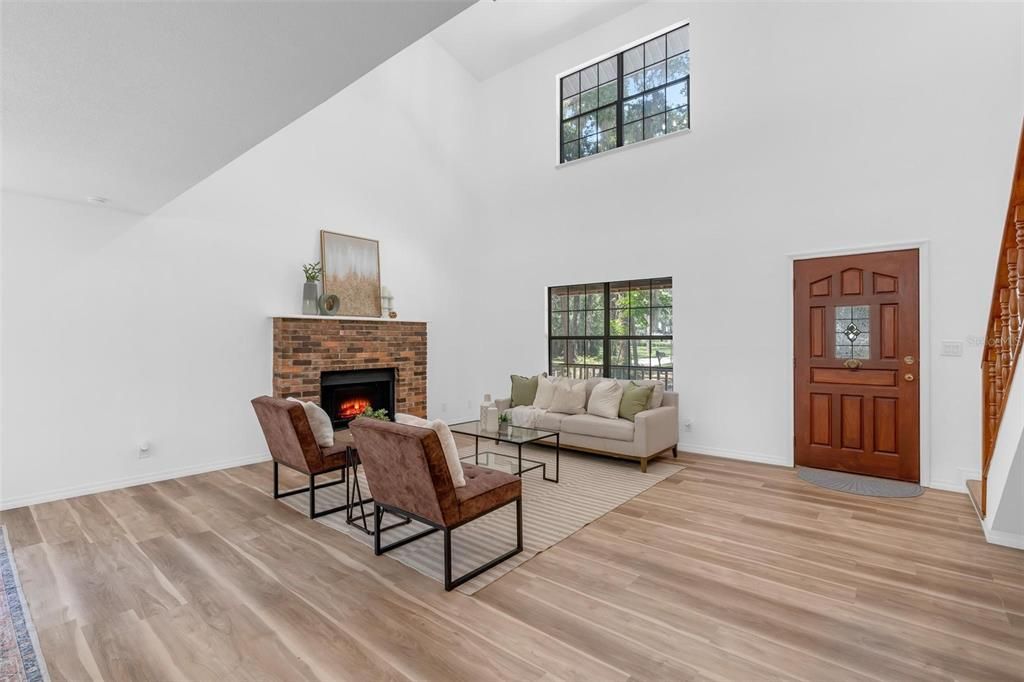 En Venta: $490,000 (4 camas, 2 baños, 1904 Pies cuadrados)