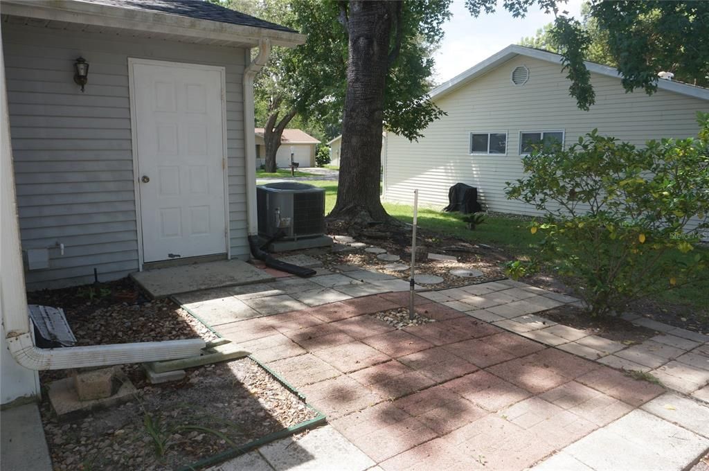 For Sale: $174,777 (2 beds, 2 baths, 1224 Square Feet)