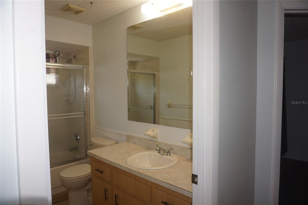 For Sale: $174,777 (2 beds, 2 baths, 1224 Square Feet)