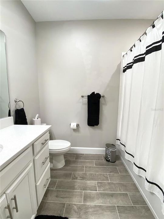 For Rent: $3,200 (3 beds, 3 baths, 2100 Square Feet)
