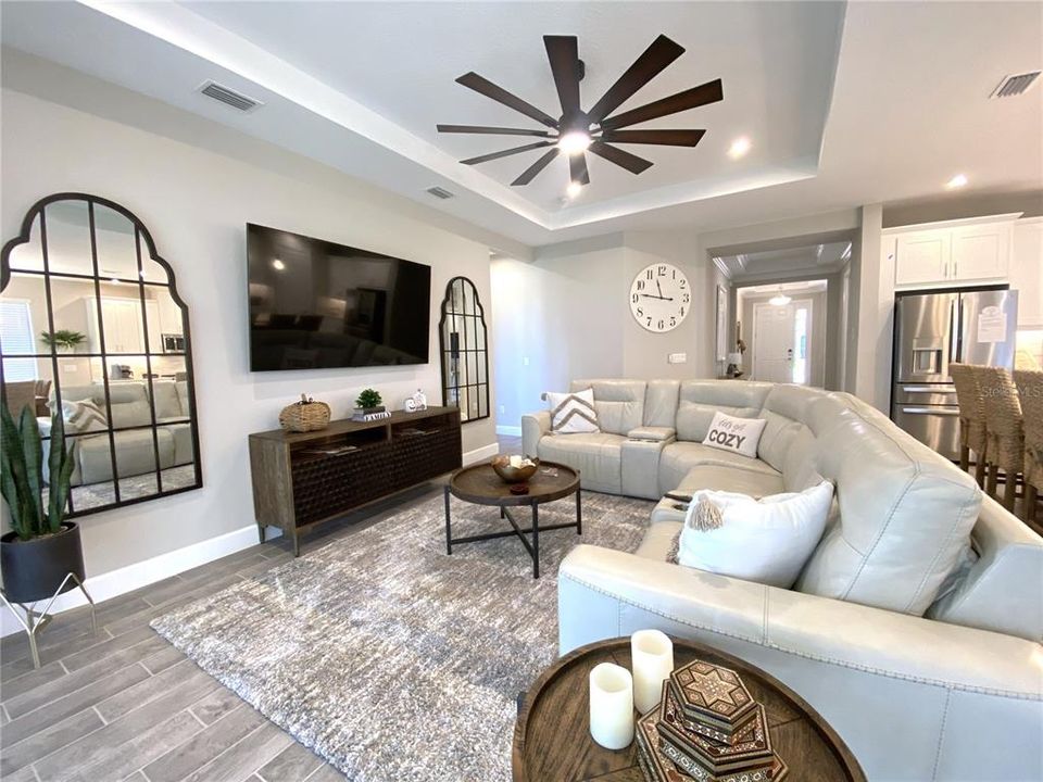 For Rent: $3,200 (3 beds, 3 baths, 2100 Square Feet)