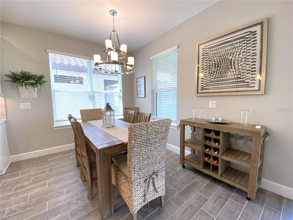For Rent: $3,200 (3 beds, 3 baths, 2100 Square Feet)
