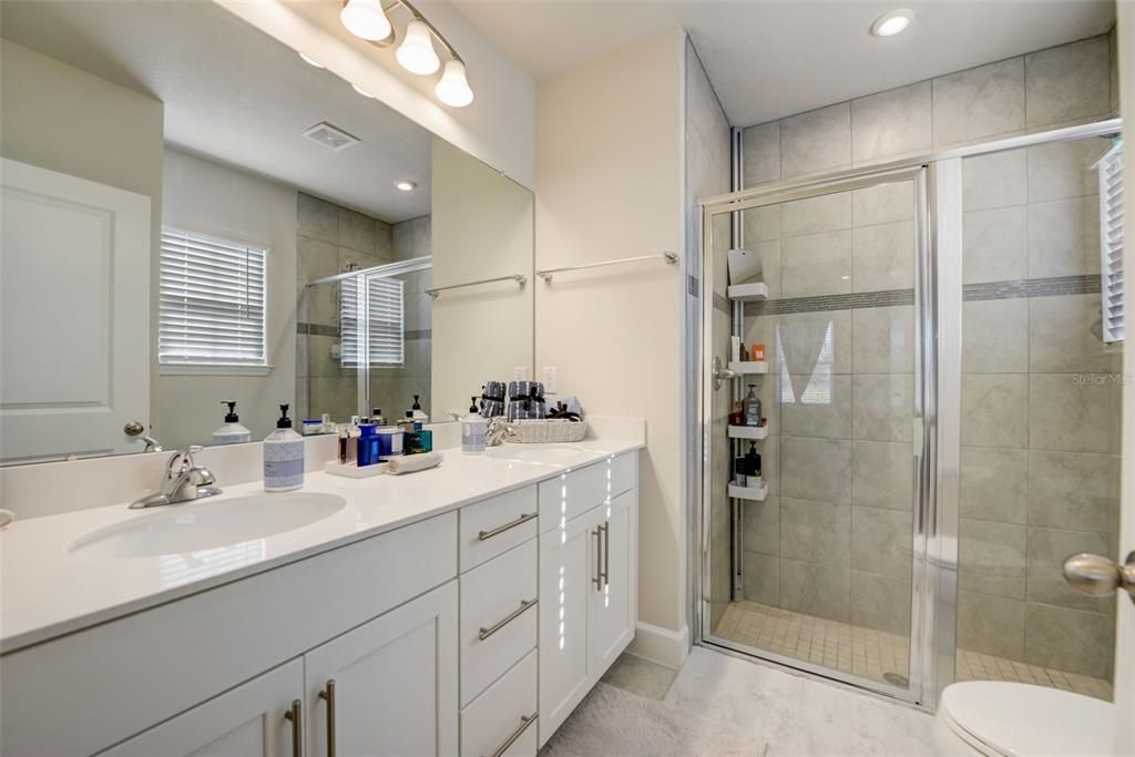 For Rent: $1,950 (3 beds, 2 baths, 1532 Square Feet)