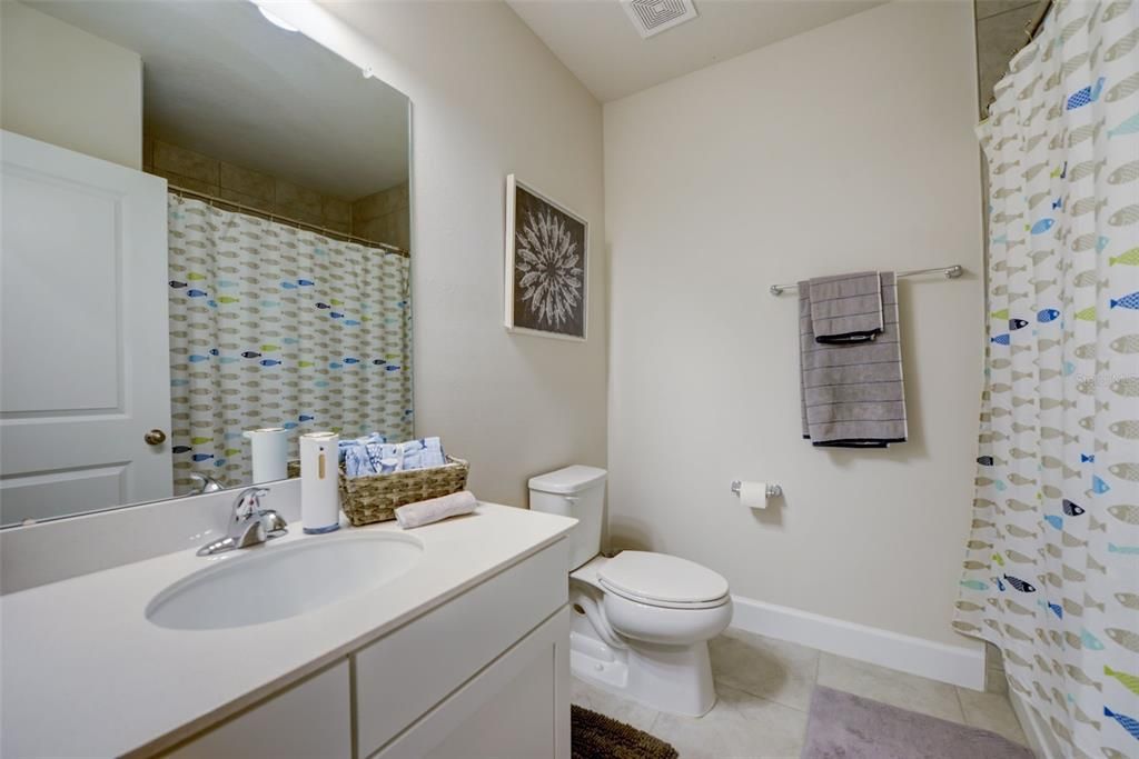 For Rent: $1,950 (3 beds, 2 baths, 1532 Square Feet)