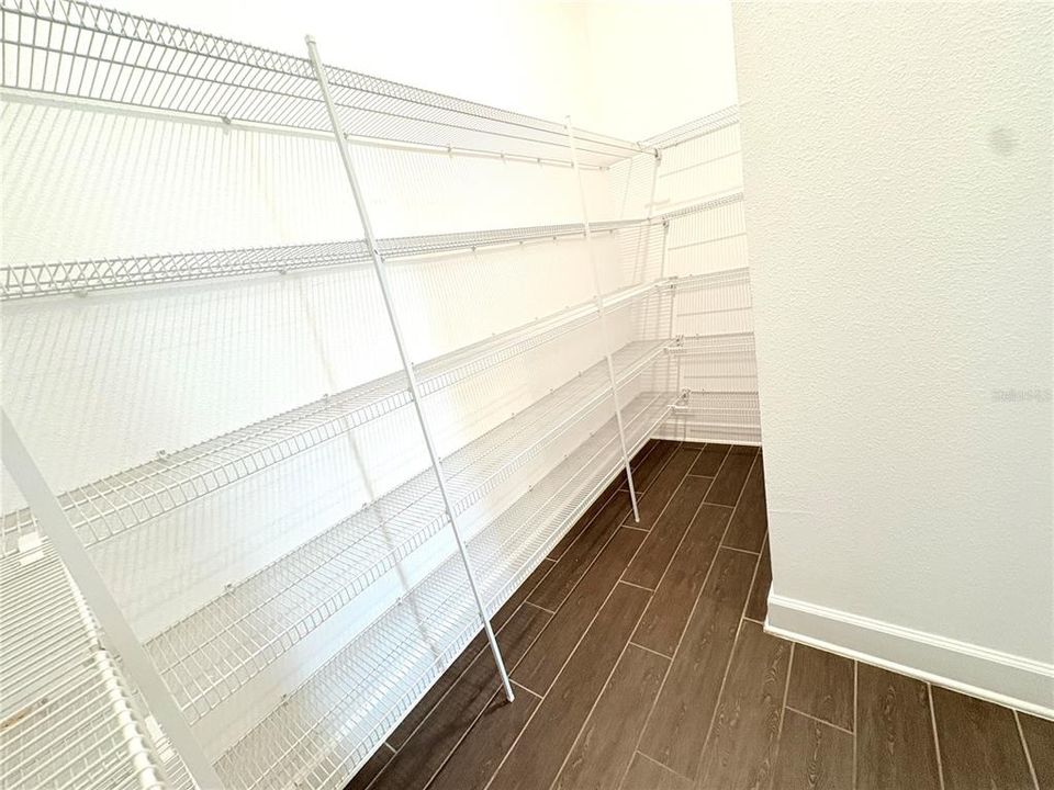 For Rent: $2,950 (3 beds, 3 baths, 2507 Square Feet)
