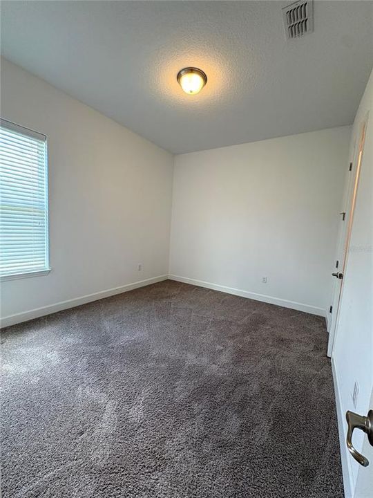 For Rent: $2,950 (3 beds, 3 baths, 2507 Square Feet)