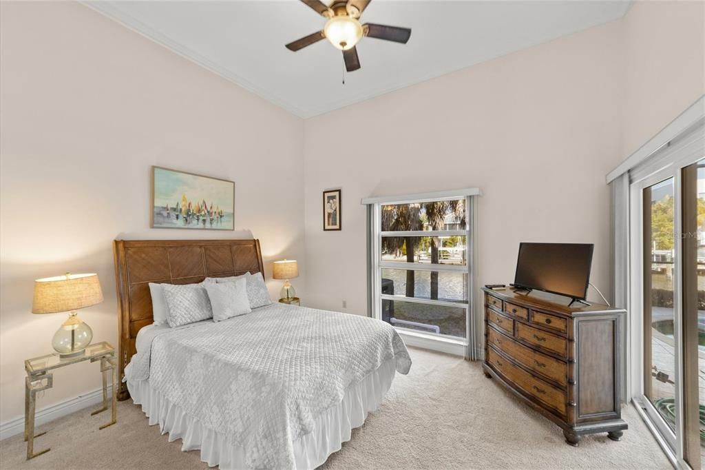 For Sale: $2,250,000 (3 beds, 2 baths, 2539 Square Feet)